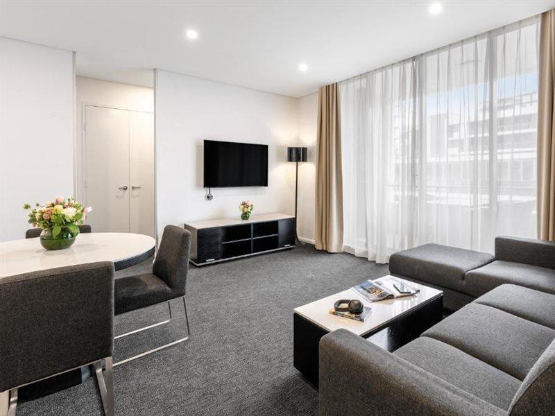 Meriton Suites Zetland Sidney Exterior foto Living room