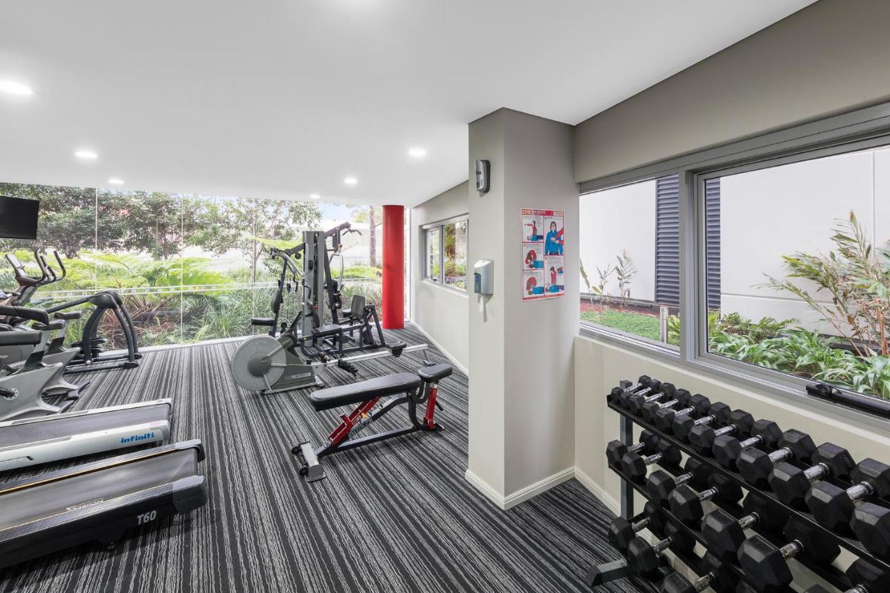 Meriton Suites Zetland Sidney Exterior foto The gym at the University of Law, Birmingham
