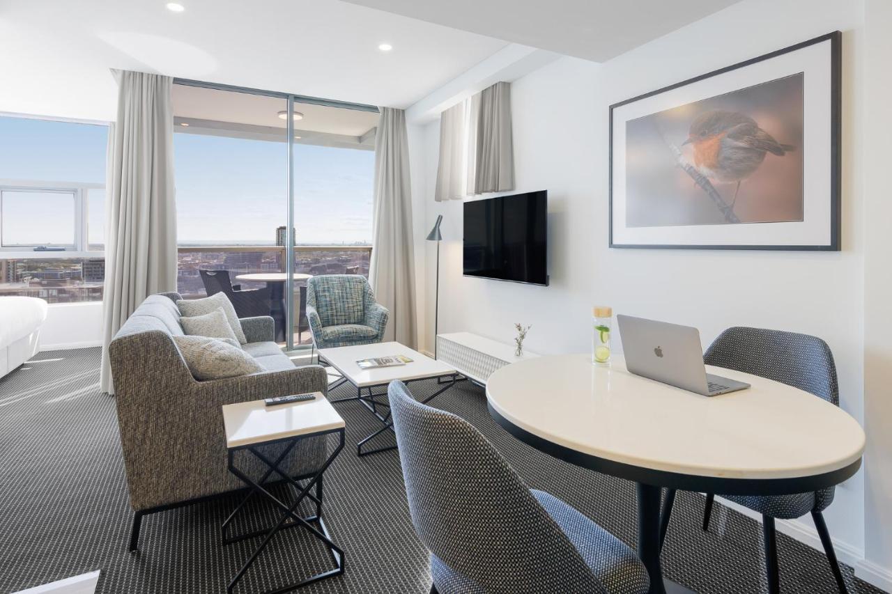 Meriton Suites Zetland Sidney Exterior foto A typical apartment at the hotel