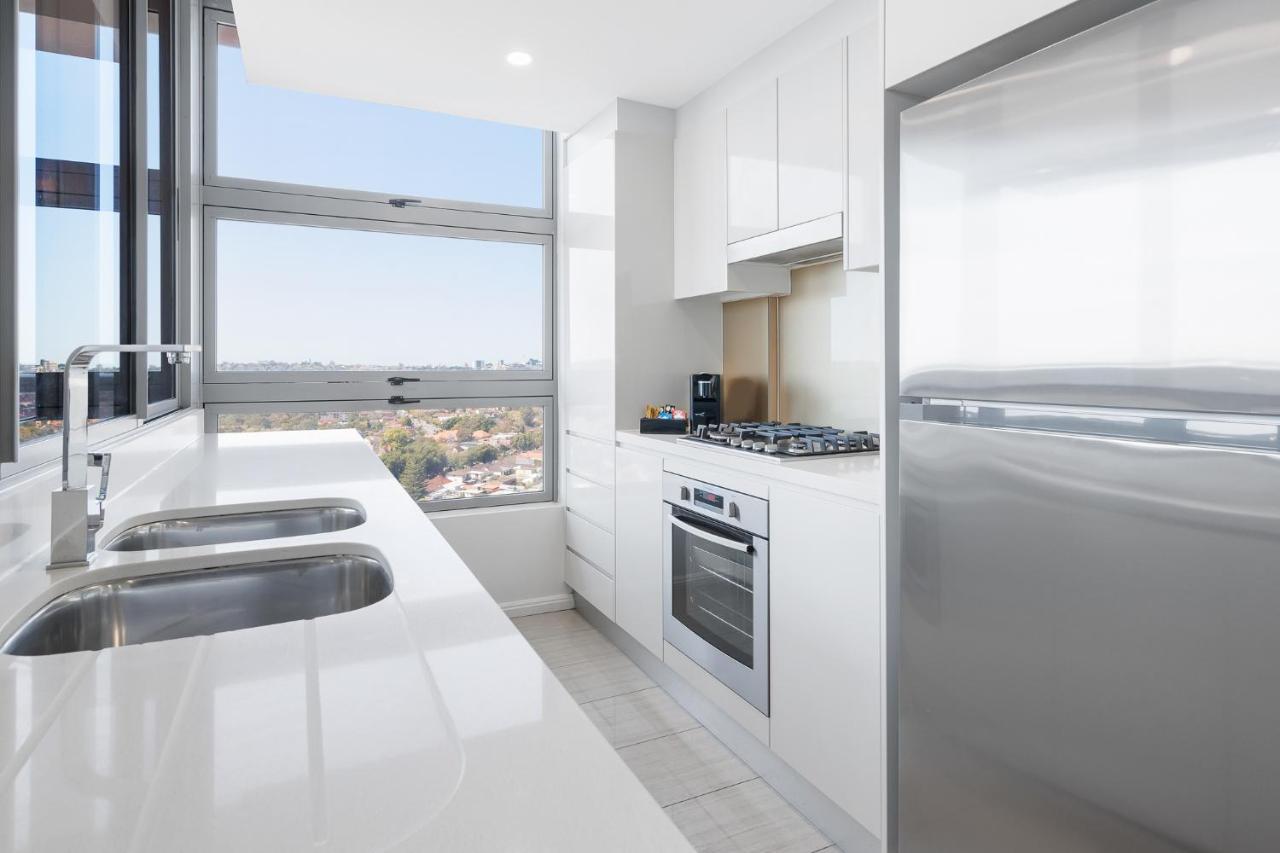 Meriton Suites Zetland Sidney Exterior foto A typical kitchen