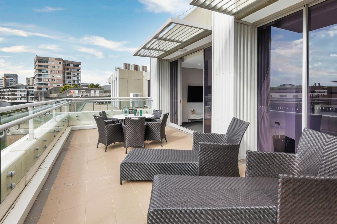 Meriton Suites Zetland Sidney Exterior foto The Terrace